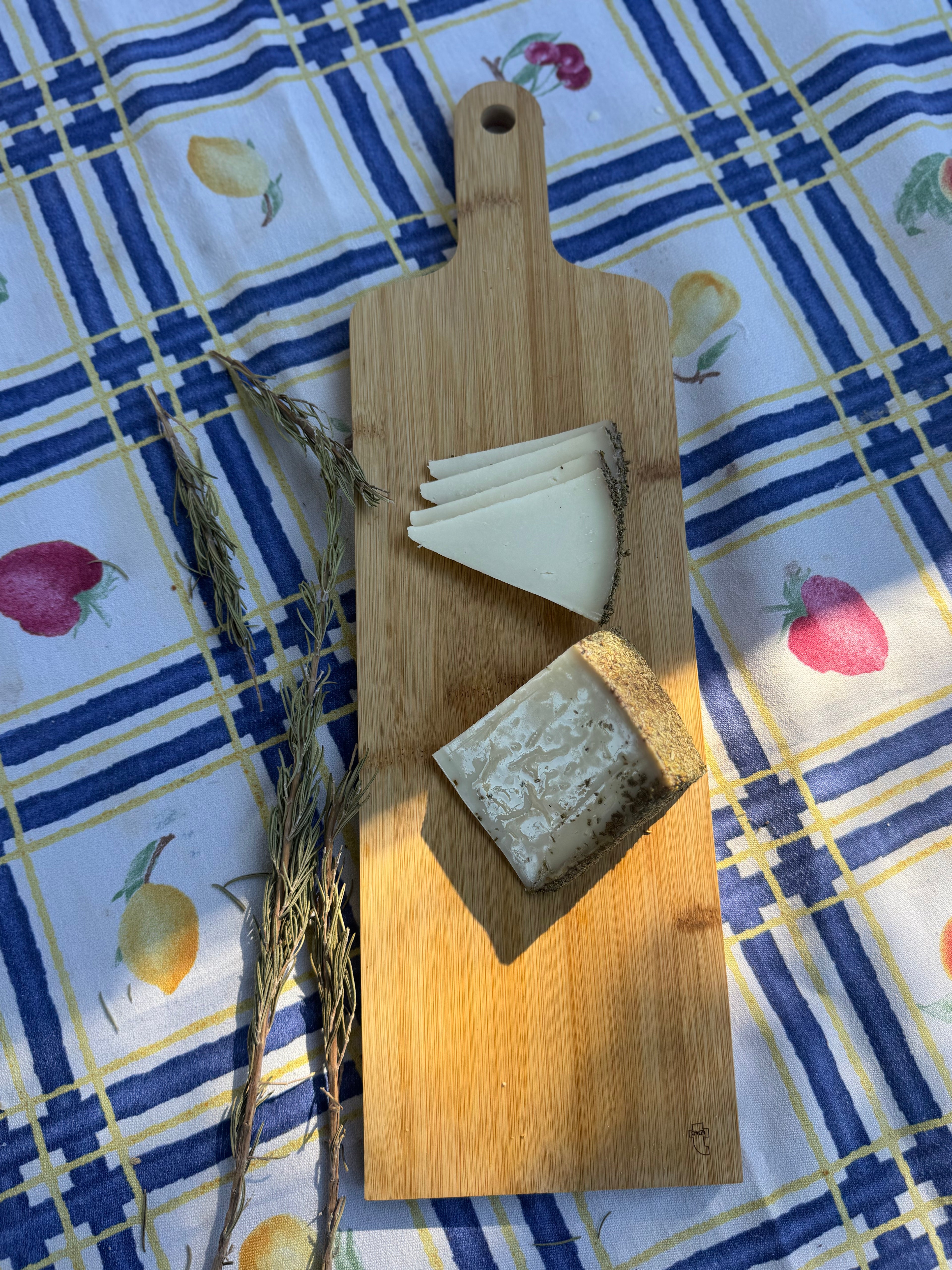 Queso Curado de Romero de El Gazul -  800g